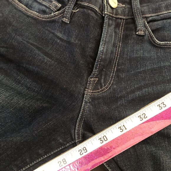 FRAME DENIM LE SKINNY DE JEANNE SIZE 24 BLUE DISTRESSED - Picture 4 of 10
